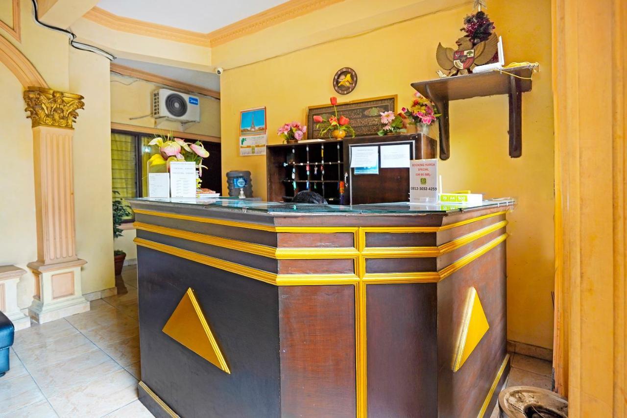 فندق Oyo 91390 Kost Grand Royal Elite سورابايا المظهر الخارجي الصورة