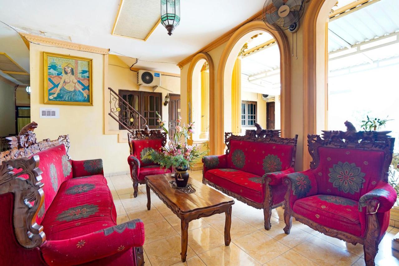 فندق Oyo 91390 Kost Grand Royal Elite سورابايا المظهر الخارجي الصورة